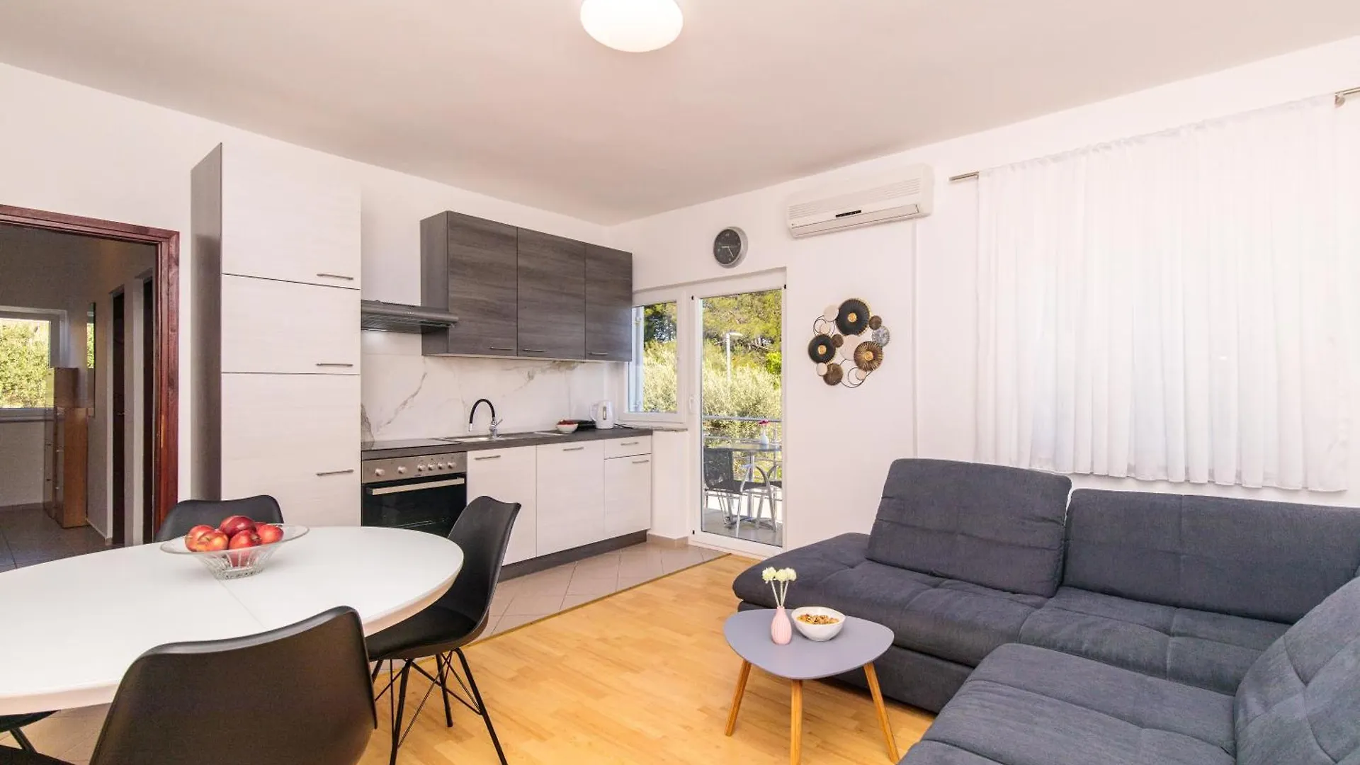 Apartman Sara Krk Town